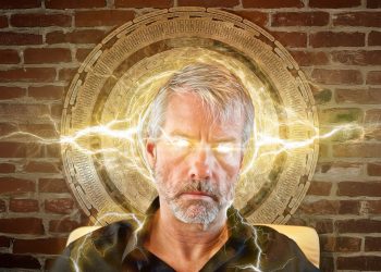 MicroStrategy Expands Bitcoin Holdings to 471,100 BTC Worth $46 Billion